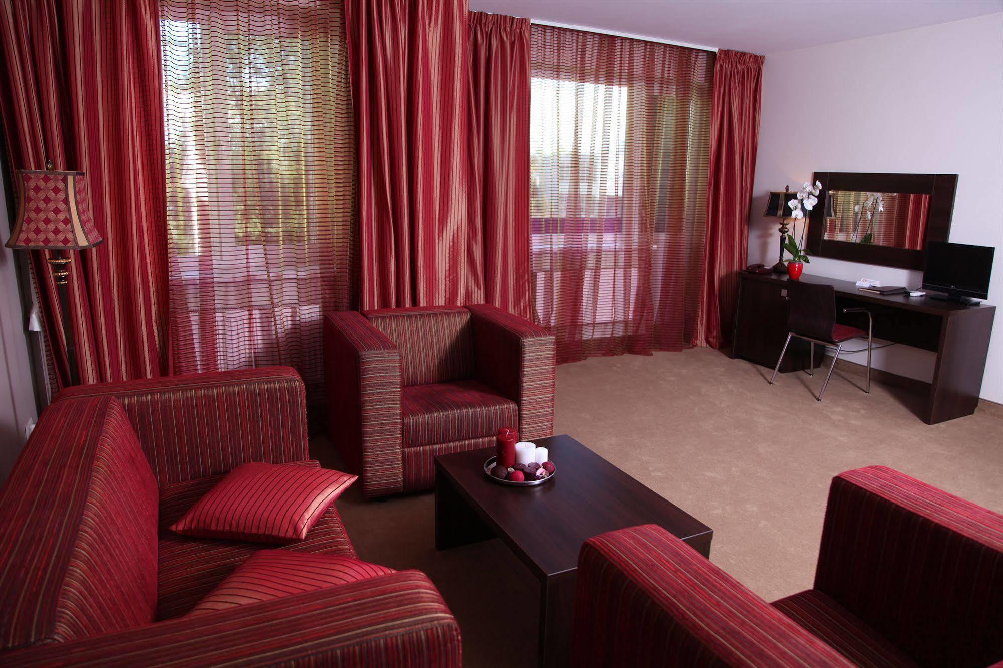 Rixwell Segevold Hotel سيغولدَ المظهر الخارجي الصورة